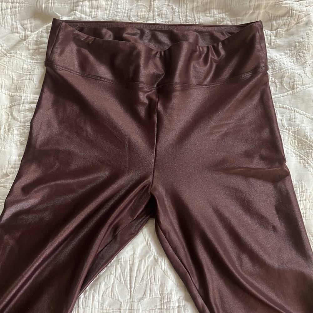 🚨SALE🚨 KORAL high rise lustrous “liquid” leggings in wine - Picture 4 of 5